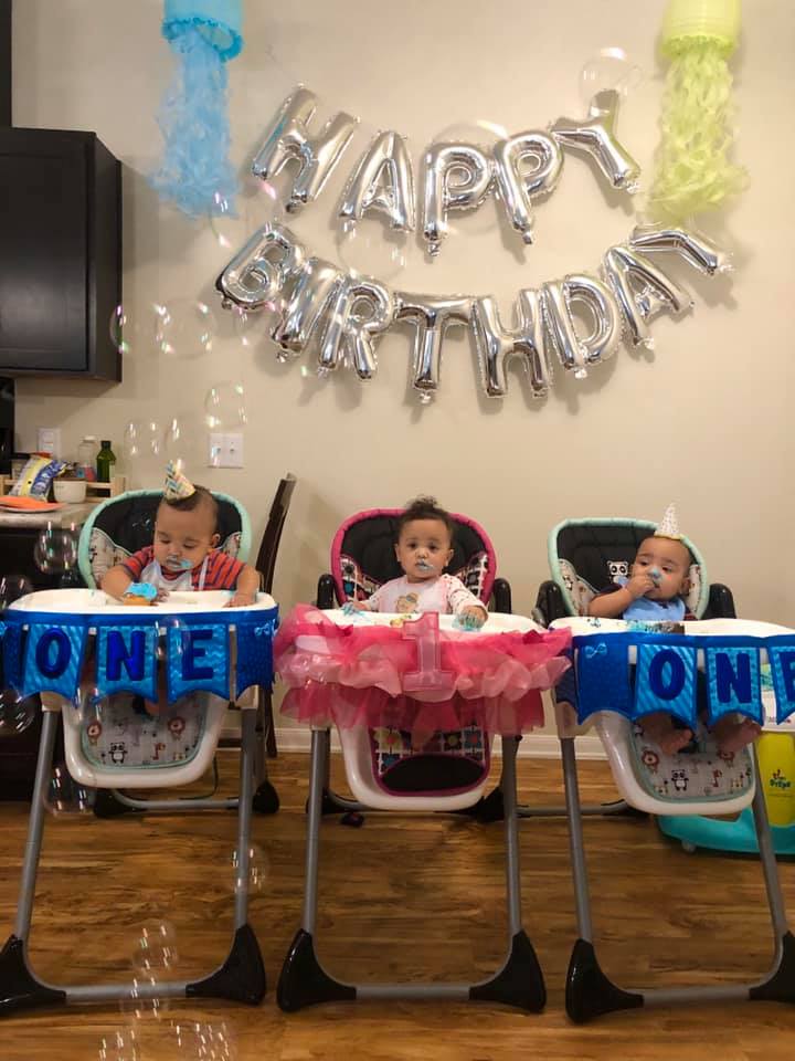 Dad hilariously loses battle against triplets when they raid the fridge