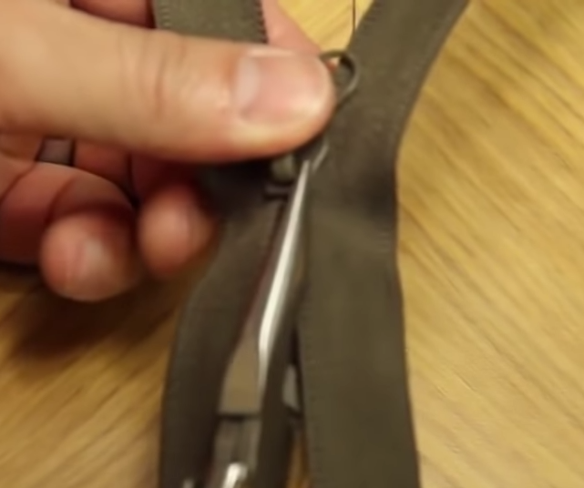 Easy Way To Fix A Zipper That Won’t Close