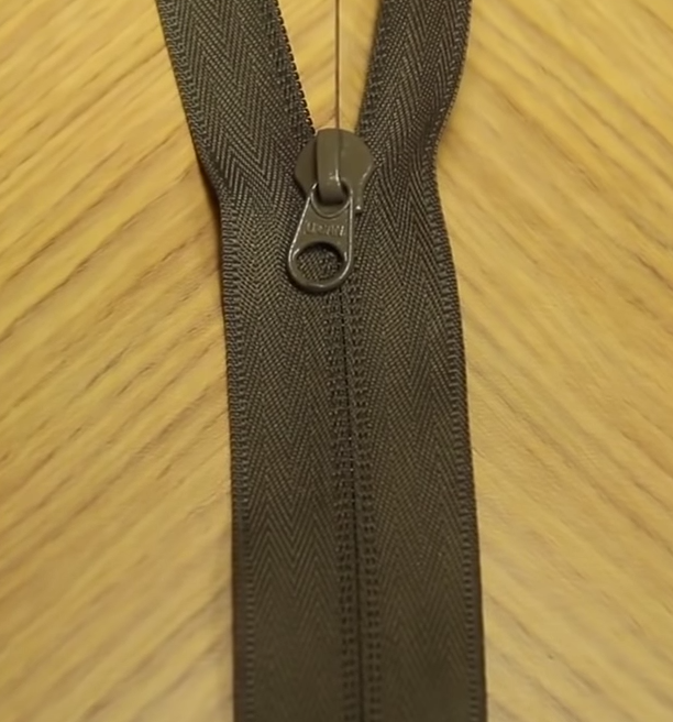Easy Way To Fix A Zipper That Won’t Close
