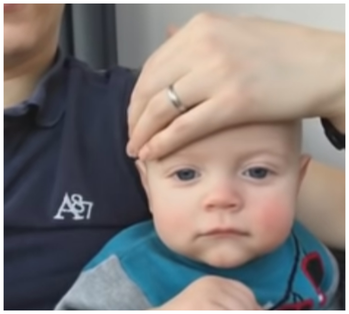 Dad shares old trick to put baby to sleep and gets over 22 million views