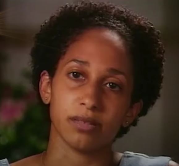 Mom delivers stillborn baby but true miracle occurs when she comes back