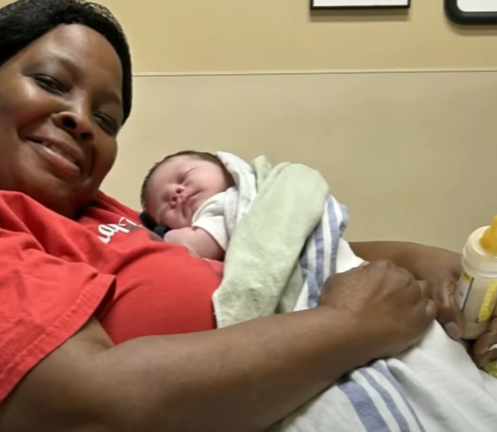 Officer loses job after choosing to care for inmate’s baby and it turns